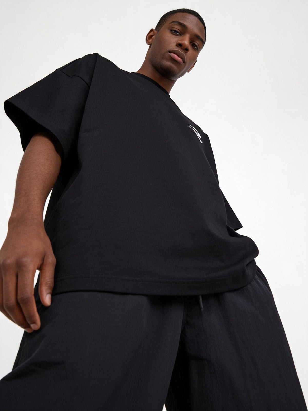 Unisex icon logo tee